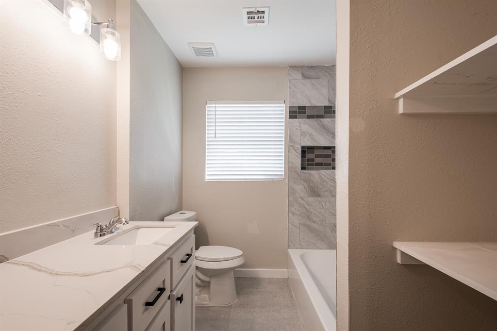 308 Greenbriar Drive, Baytown, Texas image 26