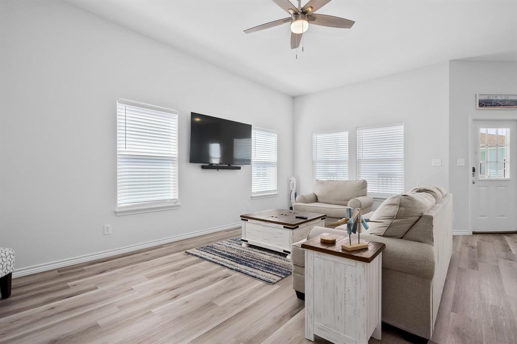 111 Rainbow Reef, Rockport, Texas image 19