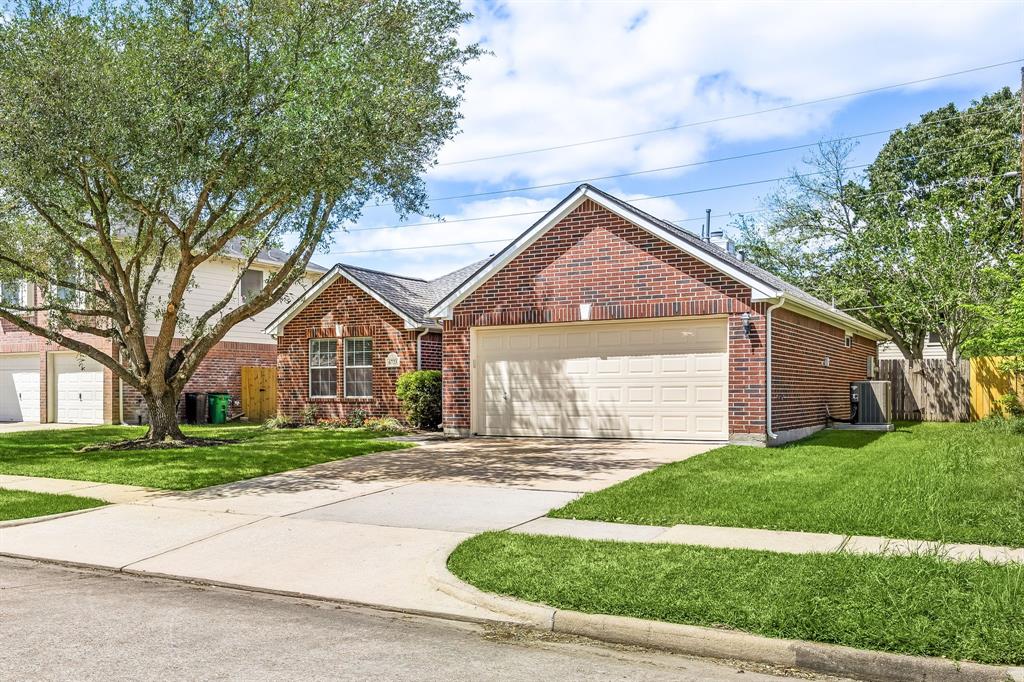 6723 Cypress Glades Drive, Katy, Texas image 2