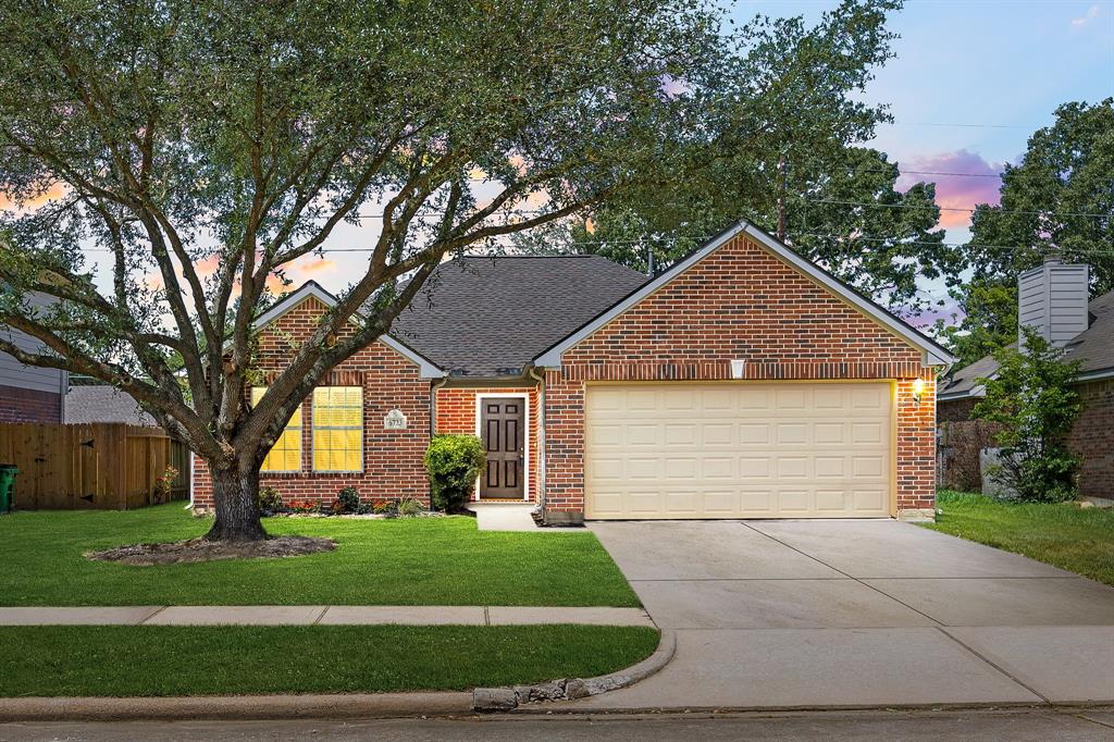 6723 Cypress Glades Drive, Katy, Texas image 1