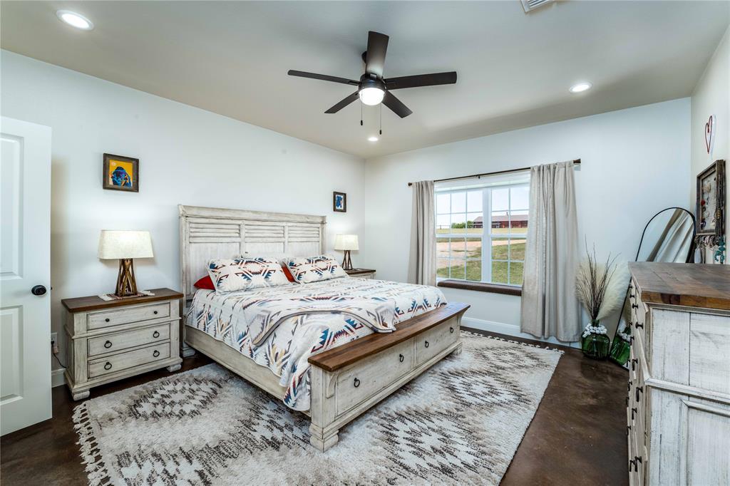 108 High Meadow Court Ct, Schulenburg, Texas image 9