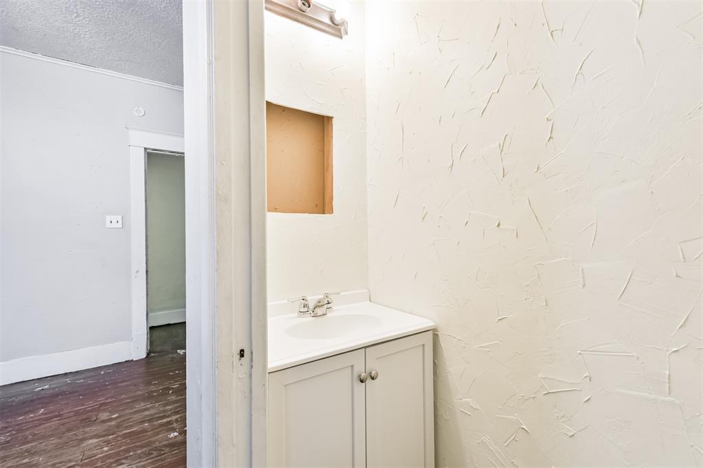 100 S Mason Avenue, Cleveland, Texas image 30