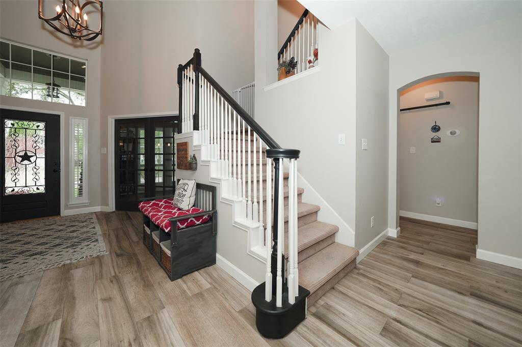 887 Victoria Lakes Drive, Katy, Texas image 11