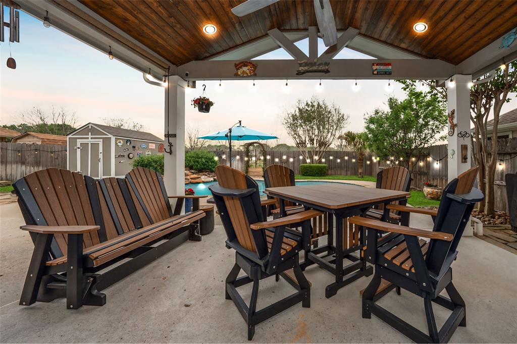 887 Victoria Lakes Drive, Katy, Texas image 7