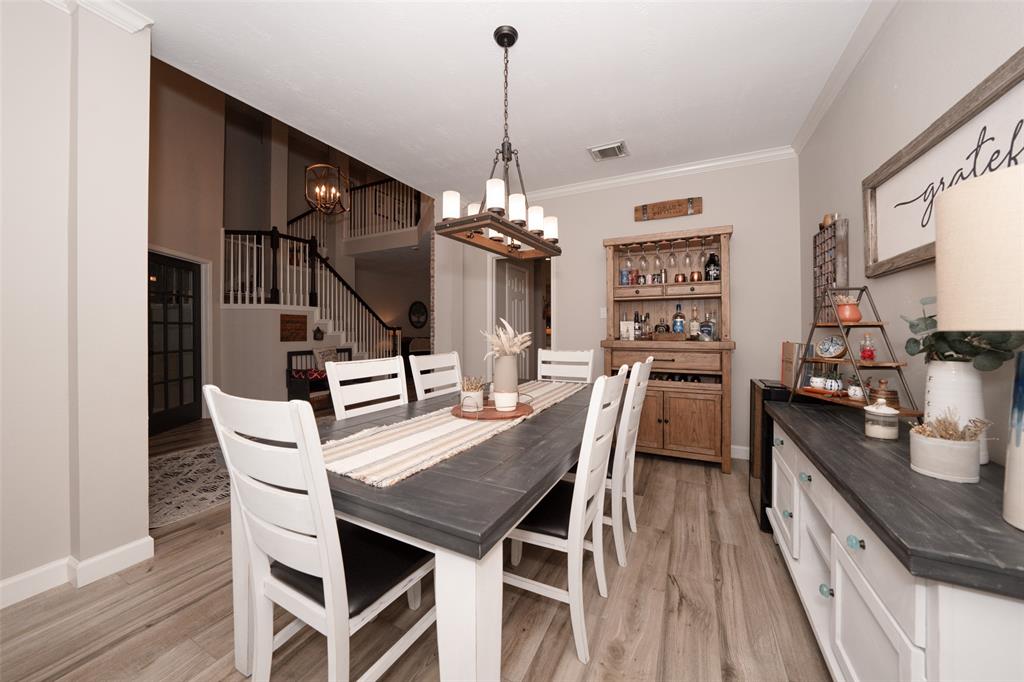 887 Victoria Lakes Drive, Katy, Texas image 14