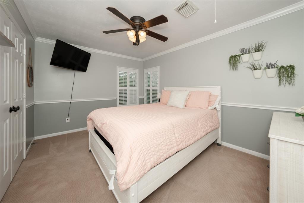 887 Victoria Lakes Drive, Katy, Texas image 36
