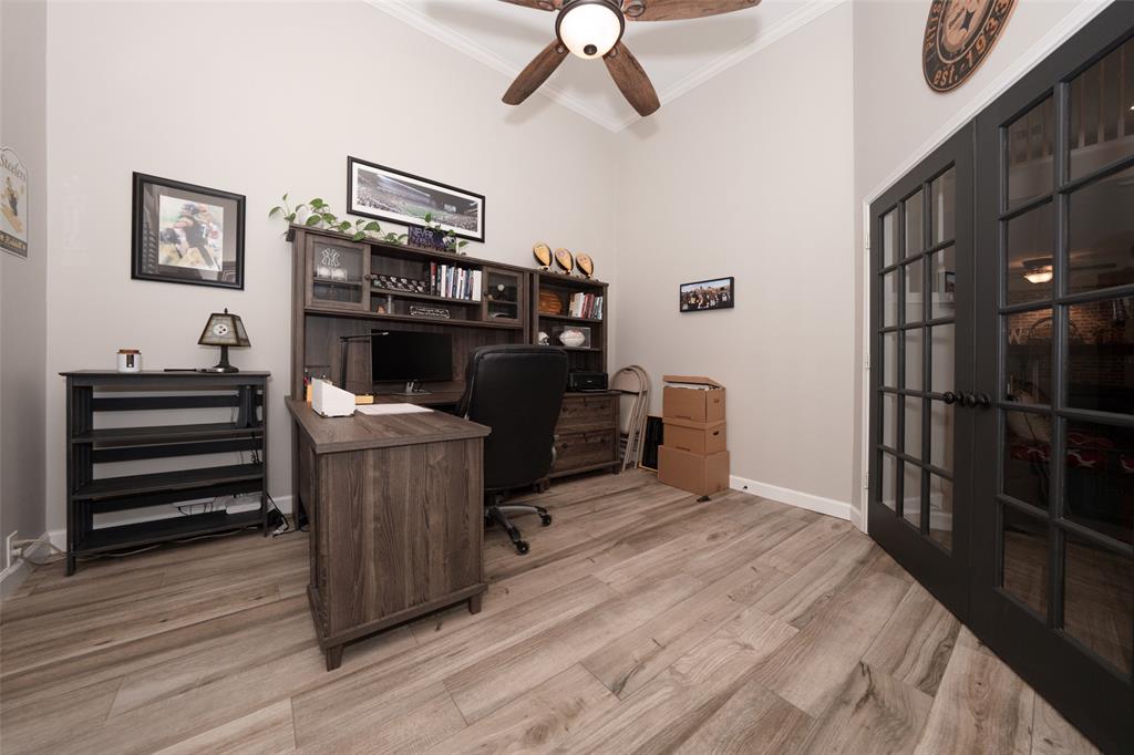 887 Victoria Lakes Drive, Katy, Texas image 23