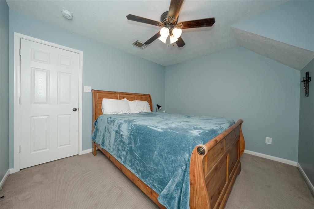 887 Victoria Lakes Drive, Katy, Texas image 40