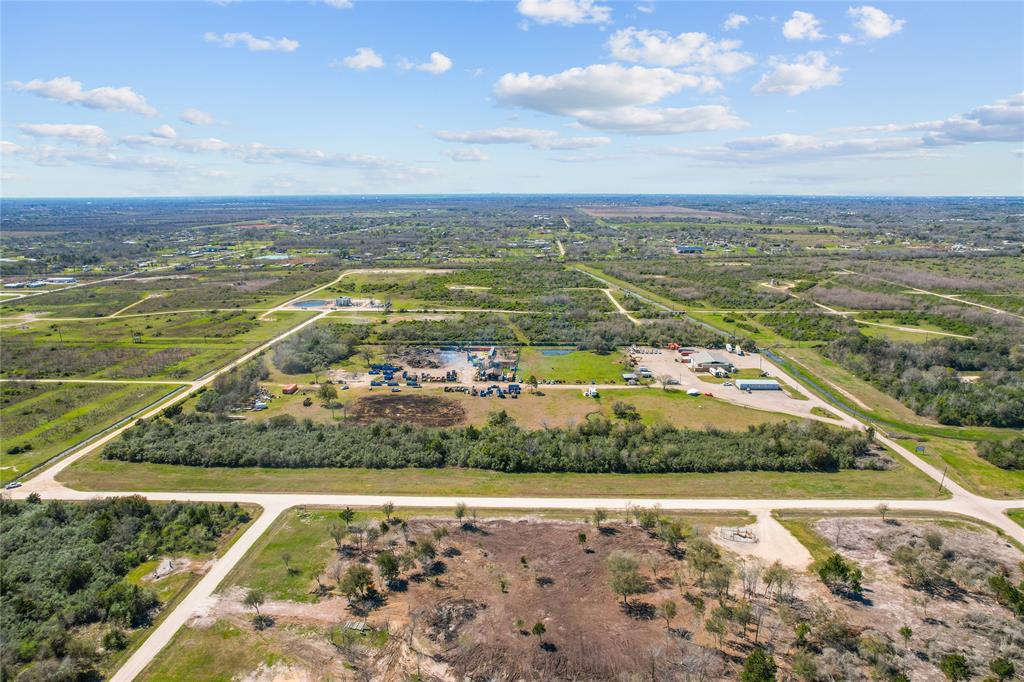 000 County Road 414, Alvin, Texas image 11