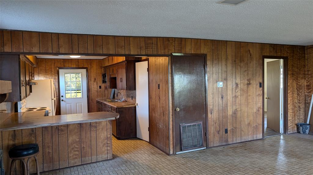 811 County Road 230 Rd, Wharton, Texas image 8