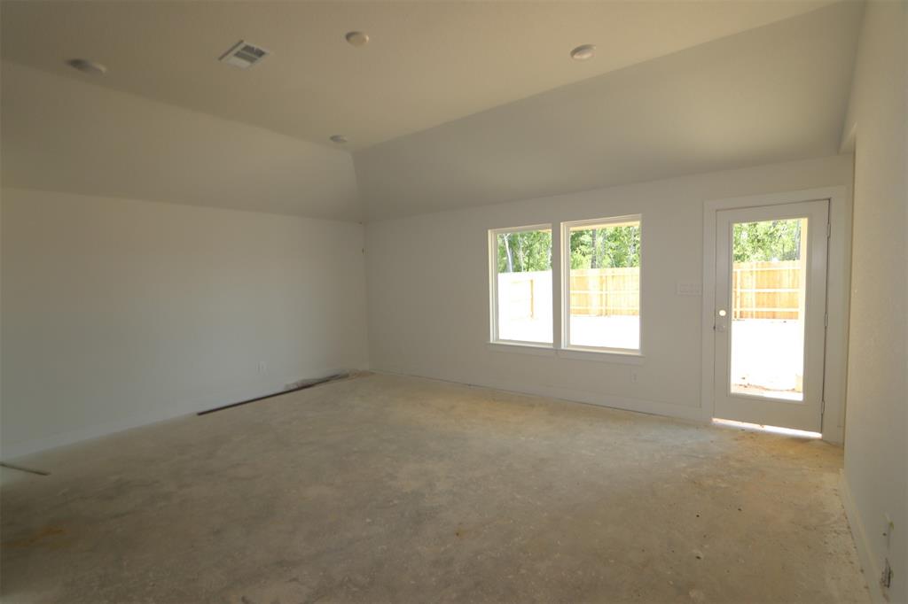 17343 Silver Birch Court, New Caney, Texas image 3