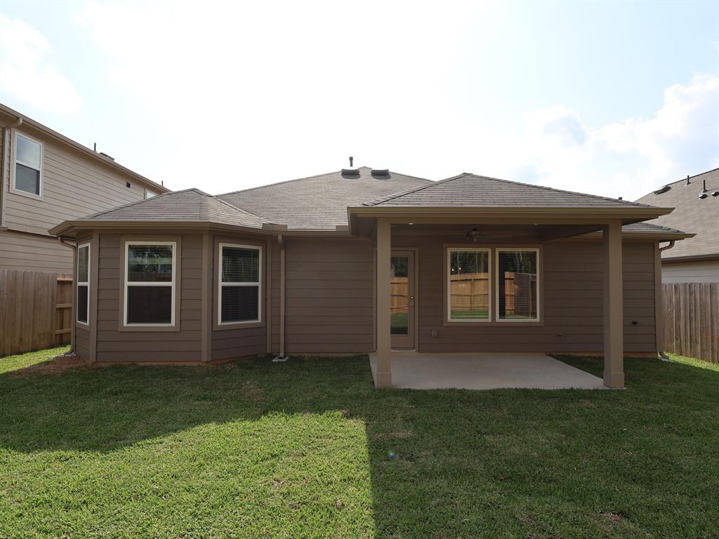17343 Silver Birch Court, New Caney, Texas image 5