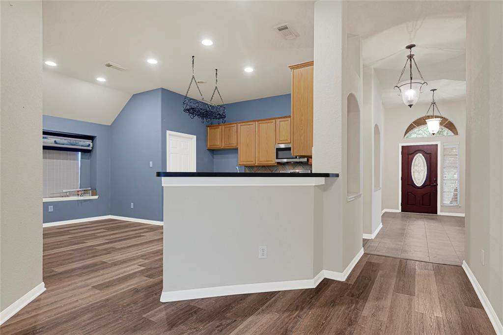 1815 Gillingham Way, Pasadena, Texas image 11