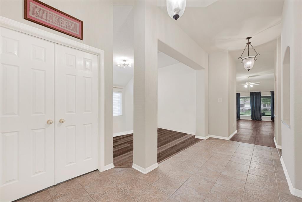 1815 Gillingham Way, Pasadena, Texas image 6