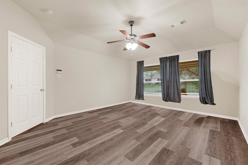 1815 Gillingham Way, Pasadena, Texas image 17