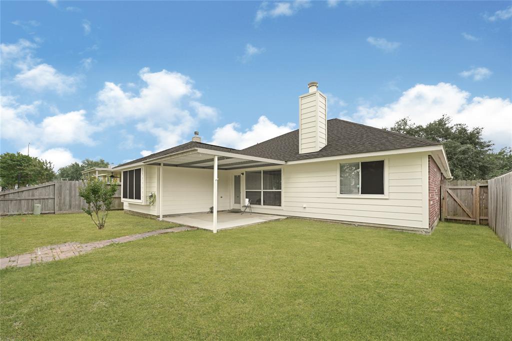 1815 Gillingham Way, Pasadena, Texas image 3