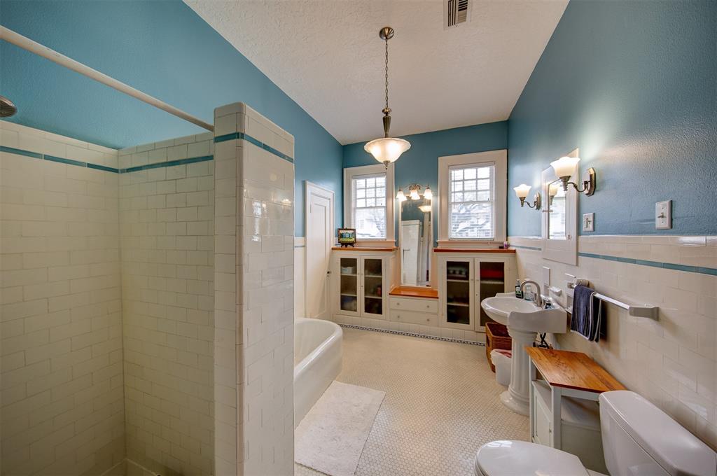 1602 Rosenberg Street, Galveston, Texas image 31