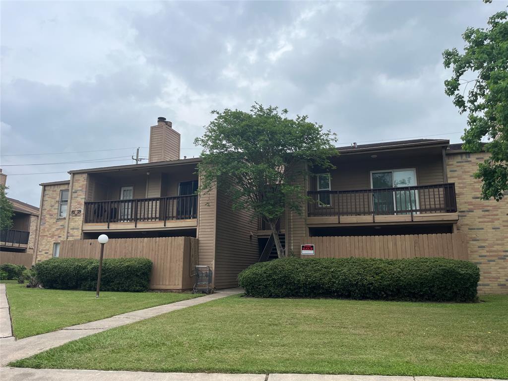 10555 Turtlewood Ct Ct #1008, Houston, Texas image 1