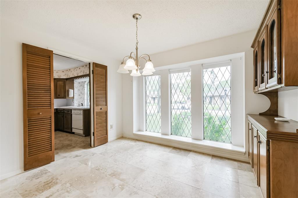 2014 Round Spring Drive, Kingwood, Texas image 5