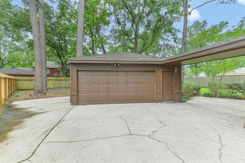 2014 Round Spring Drive, Kingwood, Texas image 36