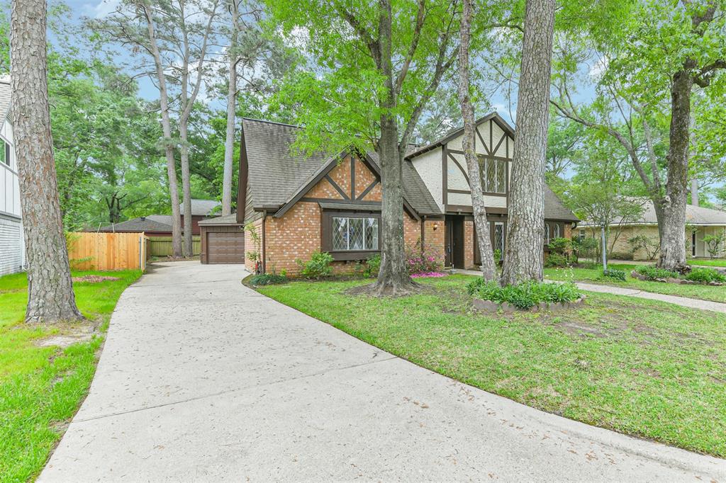 2014 Round Spring Drive, Kingwood, Texas image 2