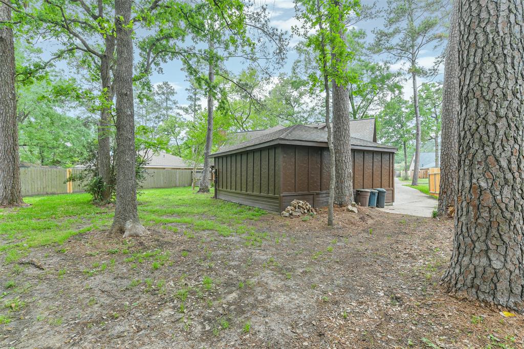 2014 Round Spring Drive, Kingwood, Texas image 37