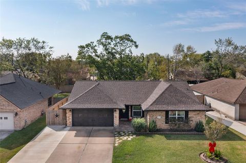 A home in Lake Jackson