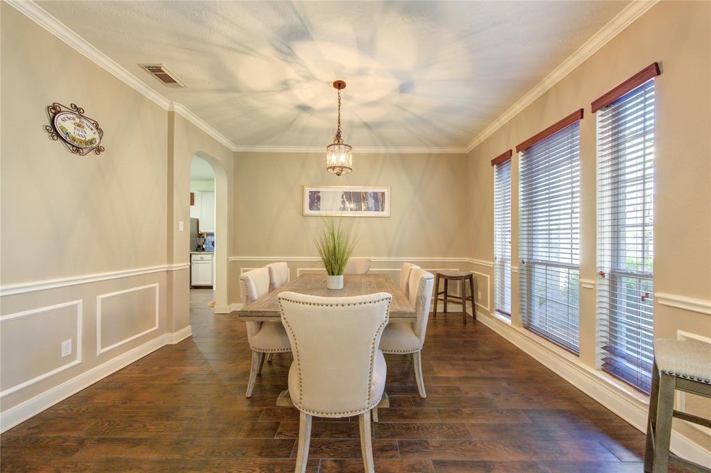 property-search 4 1402 Baldridge Lane