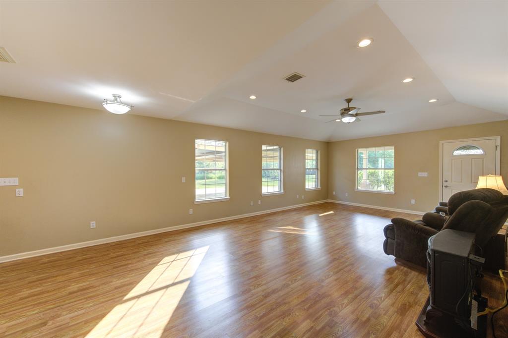 12415 Roesler Road, Needville, Texas image 10