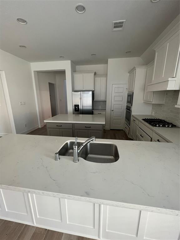 7206 Cordgrass Prairie Lane, Katy, Texas image 11