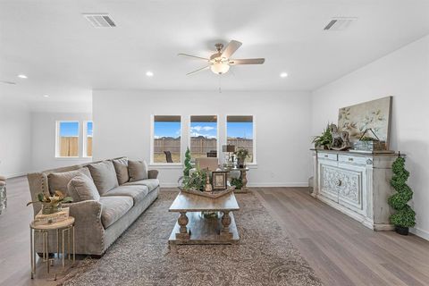 Single Family Residence in League City TX 4110 Valley Glen Lane 6.jpg