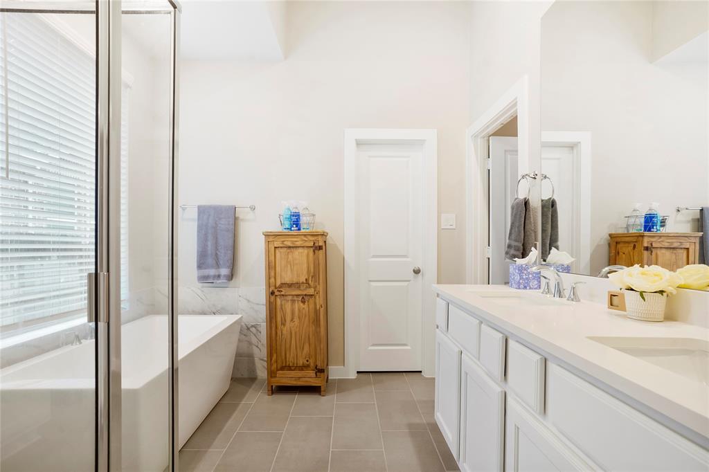 195 Lukewood Circle, Conroe, Texas image 29