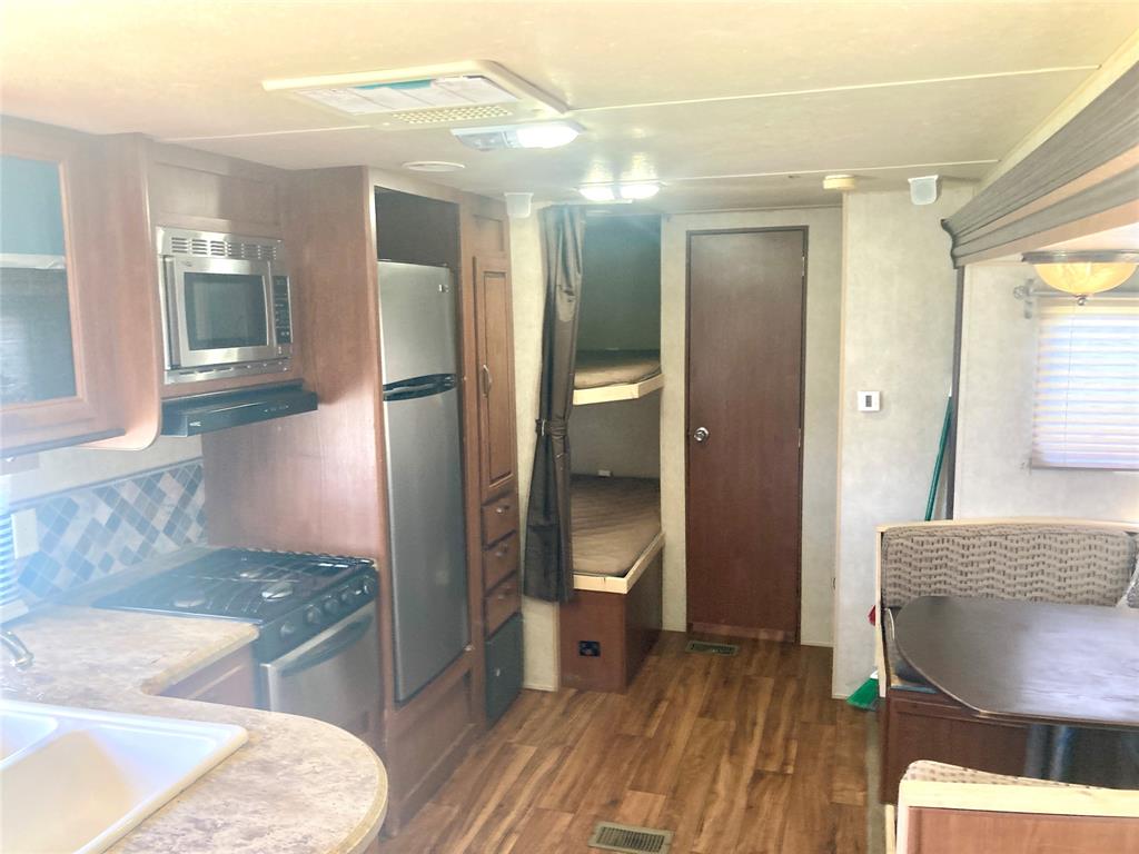 931 Selwyn Road, Crystal Beach, Texas image 18