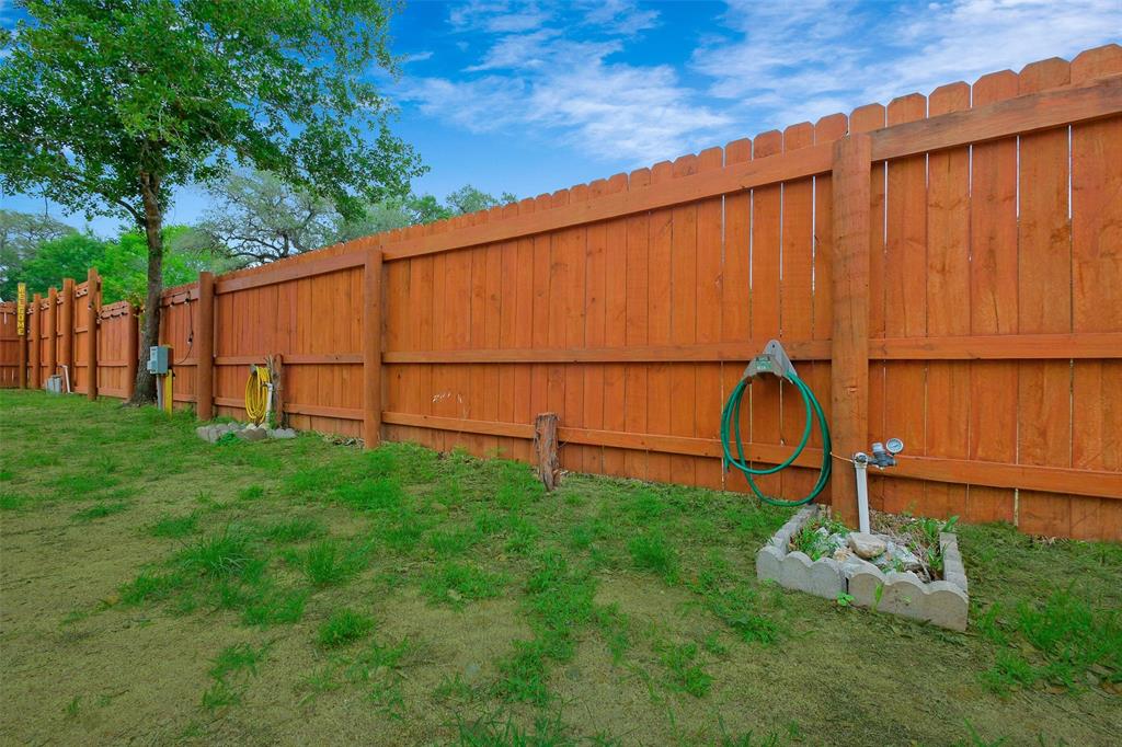 5767 W 4th Street, Sheridan, Texas image 12