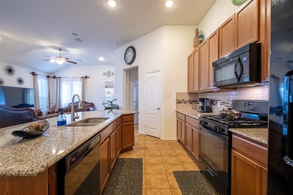 22542 Belmont Cove Lane, Katy, Texas image 17