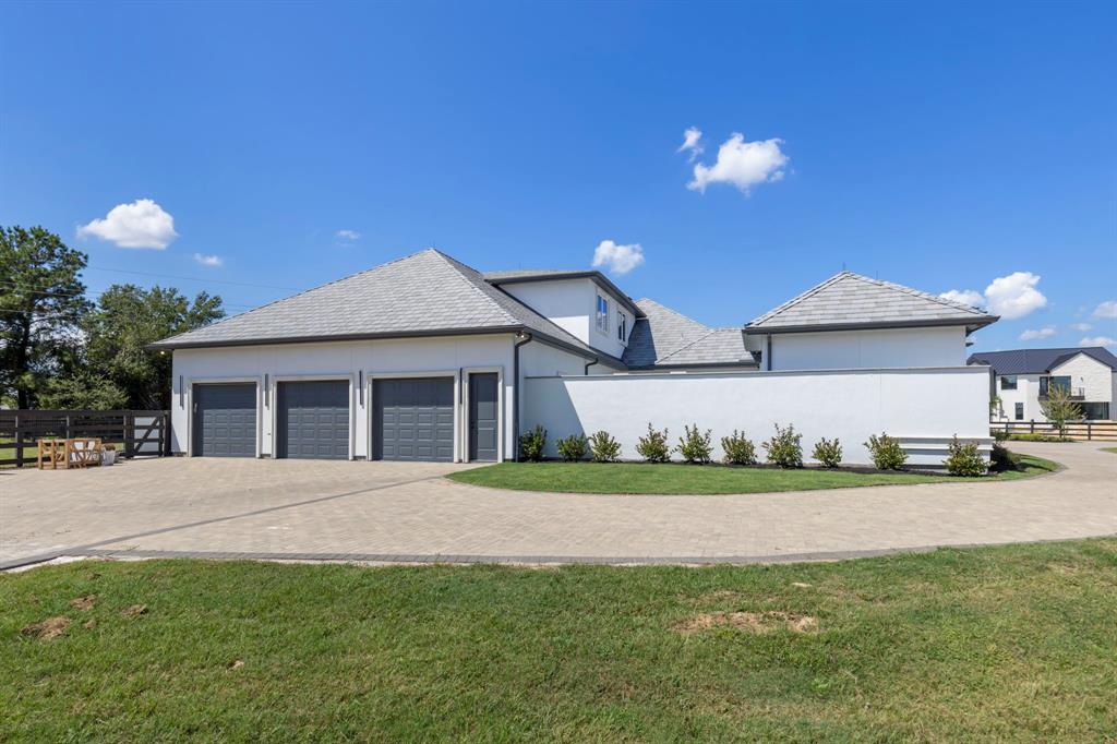 2 Little Sorrell Court, Tomball, Texas image 33