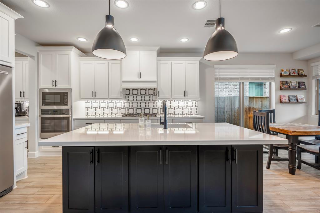7314 Autumn Sage Drive, Katy, Texas image 10