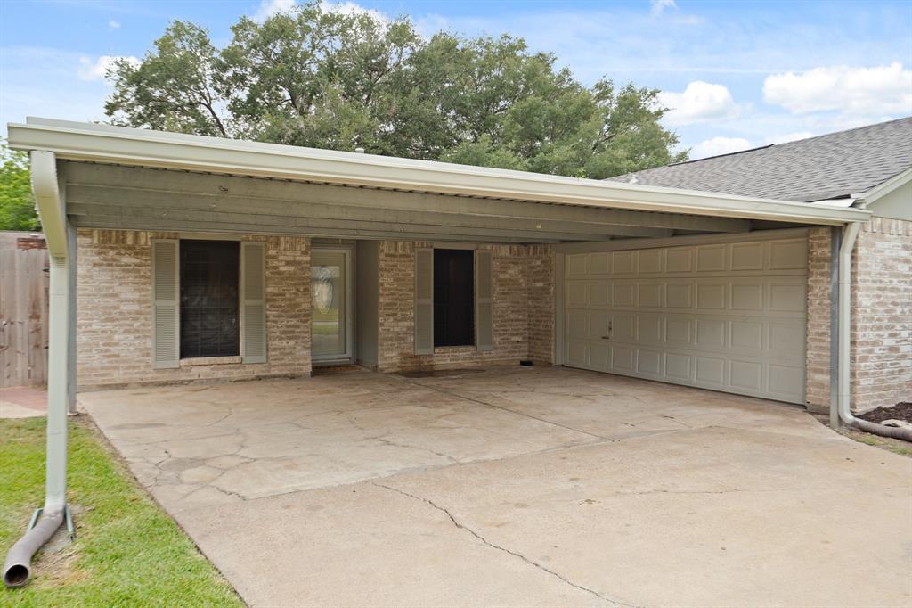 1926 Klauke Court, Rosenberg, Texas image 4
