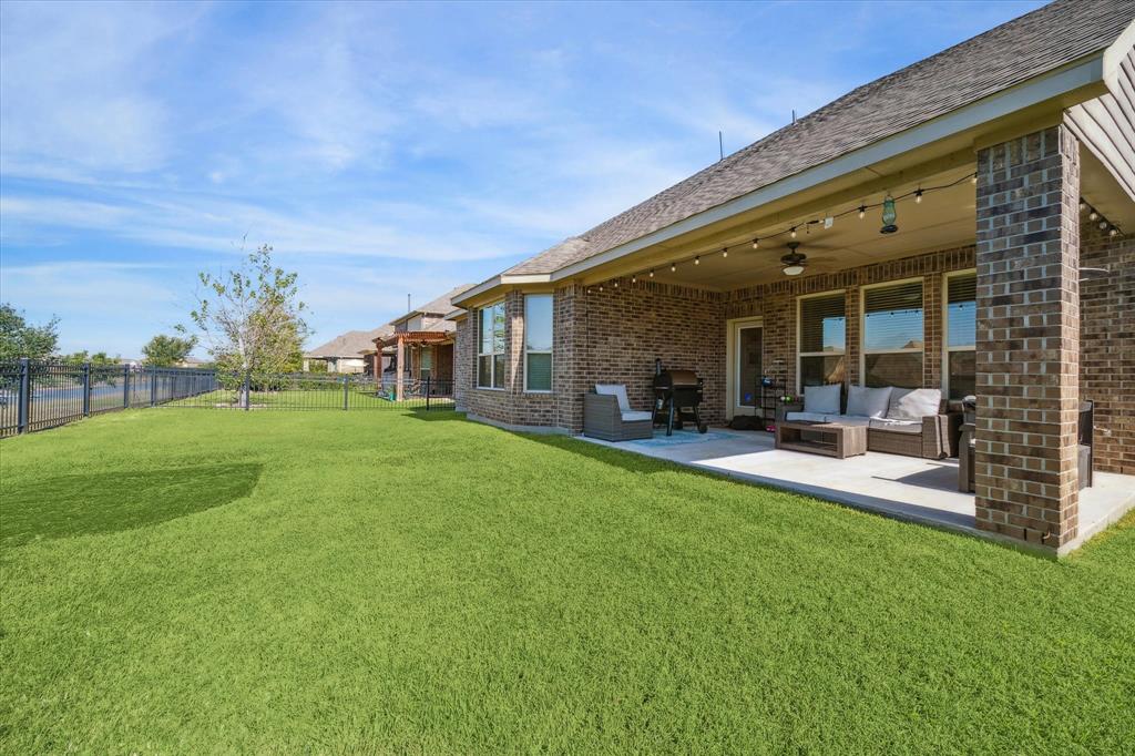 8911 Gardenia Meadow Lane, Spring, Texas image 34