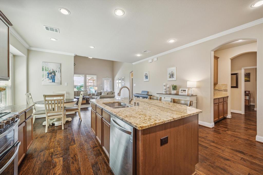 8911 Gardenia Meadow Lane, Spring, Texas image 13