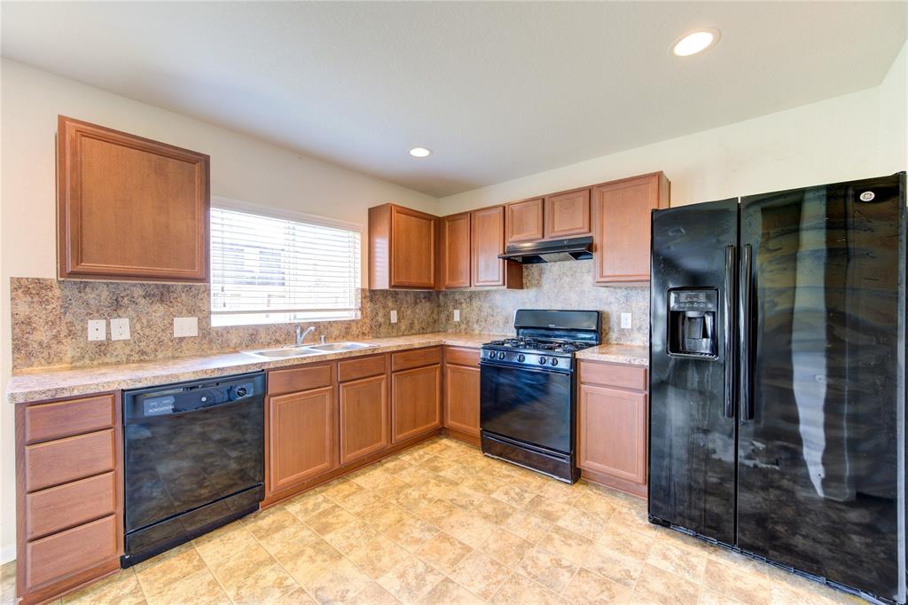 3311 Thicket Path Way, Katy, Texas image 15
