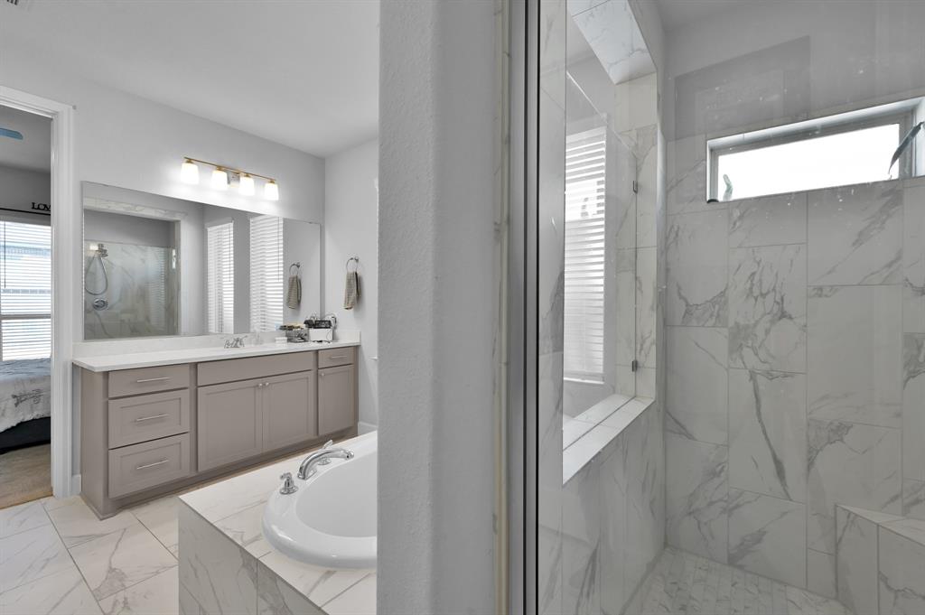 15711 Autumn Sun Ct Court, Conroe, Texas image 20