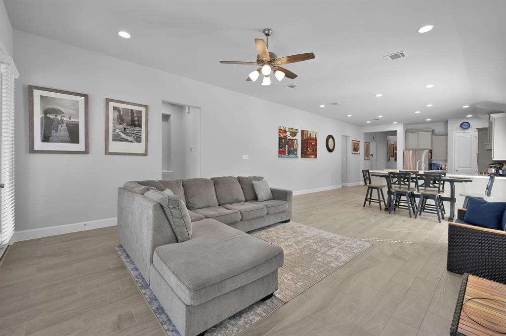 15711 Autumn Sun Ct Court, Conroe, Texas image 14
