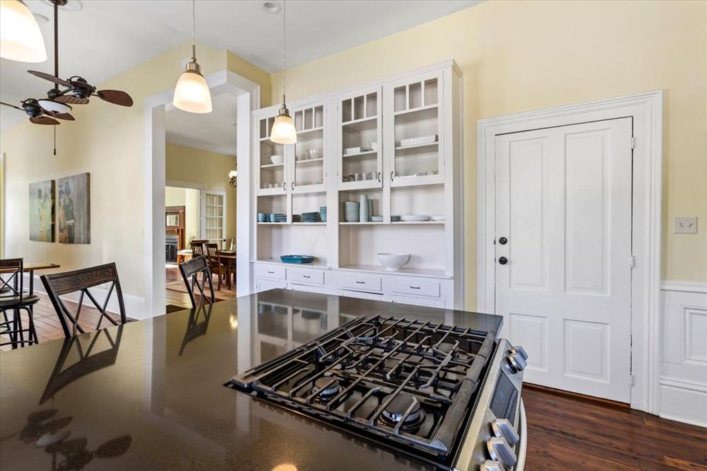 1427 Winnie Street, Galveston, Texas image 18