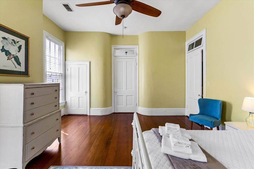 1427 Winnie Street, Galveston, Texas image 33