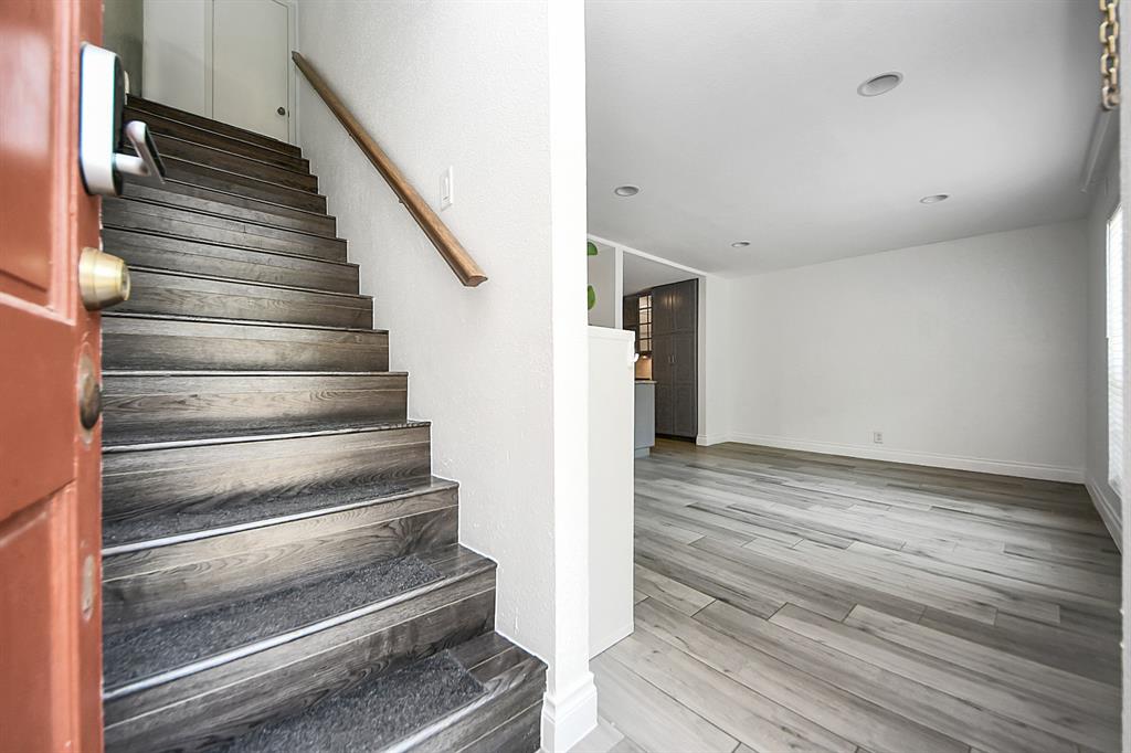 11002 Hammerly Boulevard 104