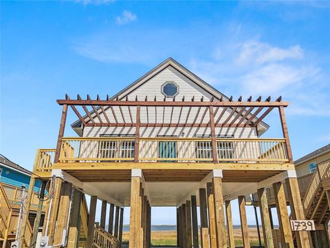 Single Family Residence in Surfside Beach TX 1739 Bluewater Highway.jpg