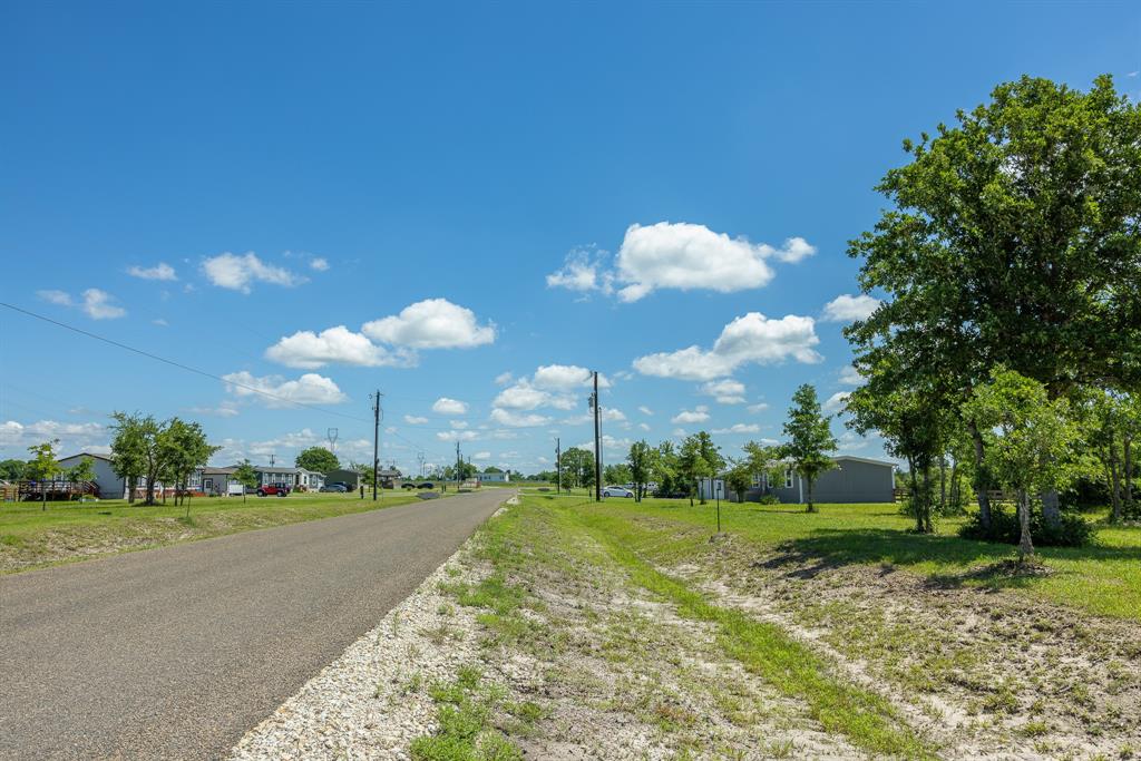 6774 Atakapan Trail, Bedias, Texas image 4