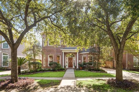 A home in West University Place