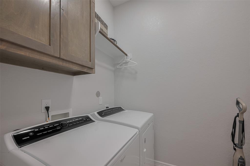 103 Alder Loop, Anahuac, Texas image 31